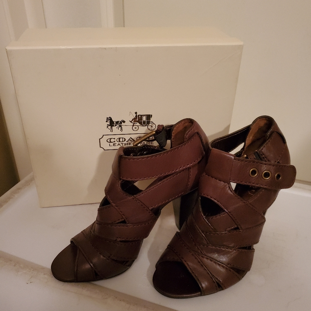 Coach Heals - image 3